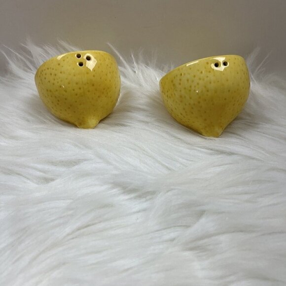 Lemon Salt & Pepper Shakers Set S & P Kitchen Decor Sunflower Plate - Picture 3 of 9
